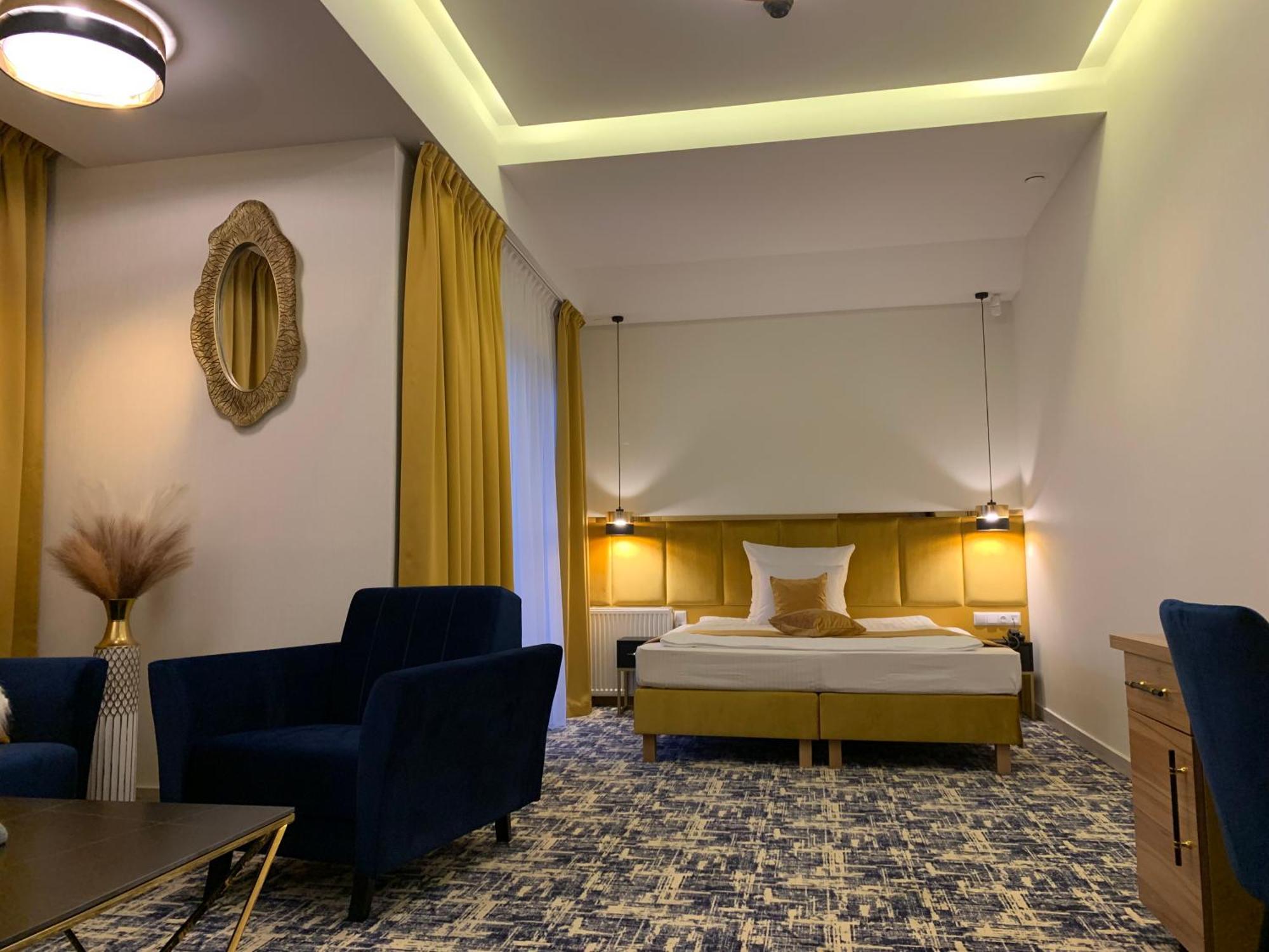 Piramida Apart otel Boleslawiec  Dış mekan fotoğraf