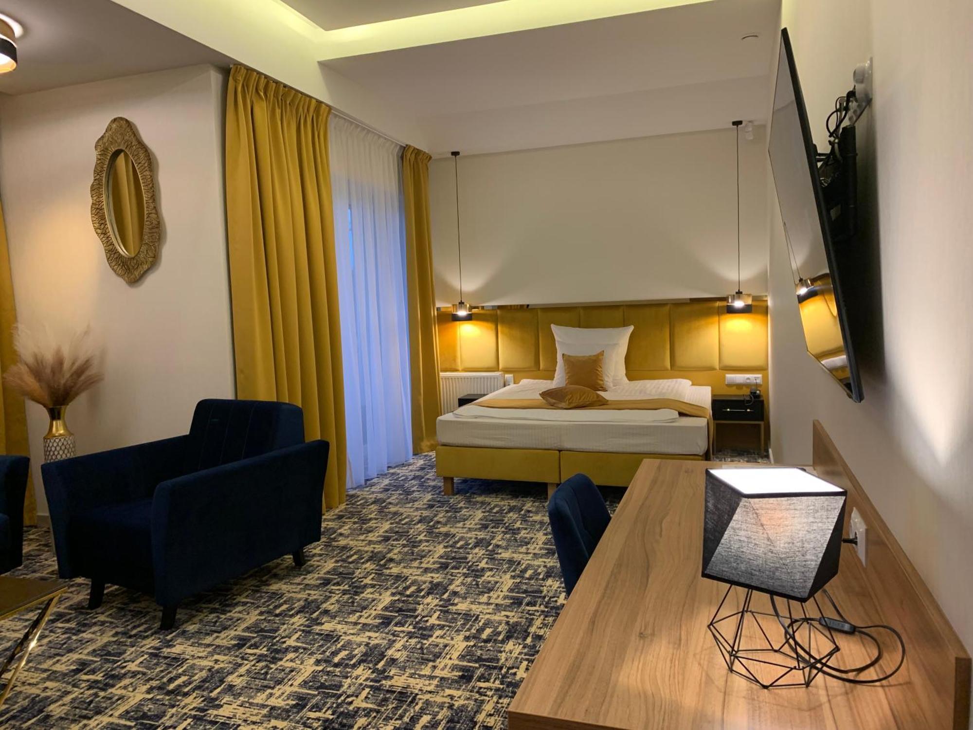 Piramida Apart otel Boleslawiec  Dış mekan fotoğraf