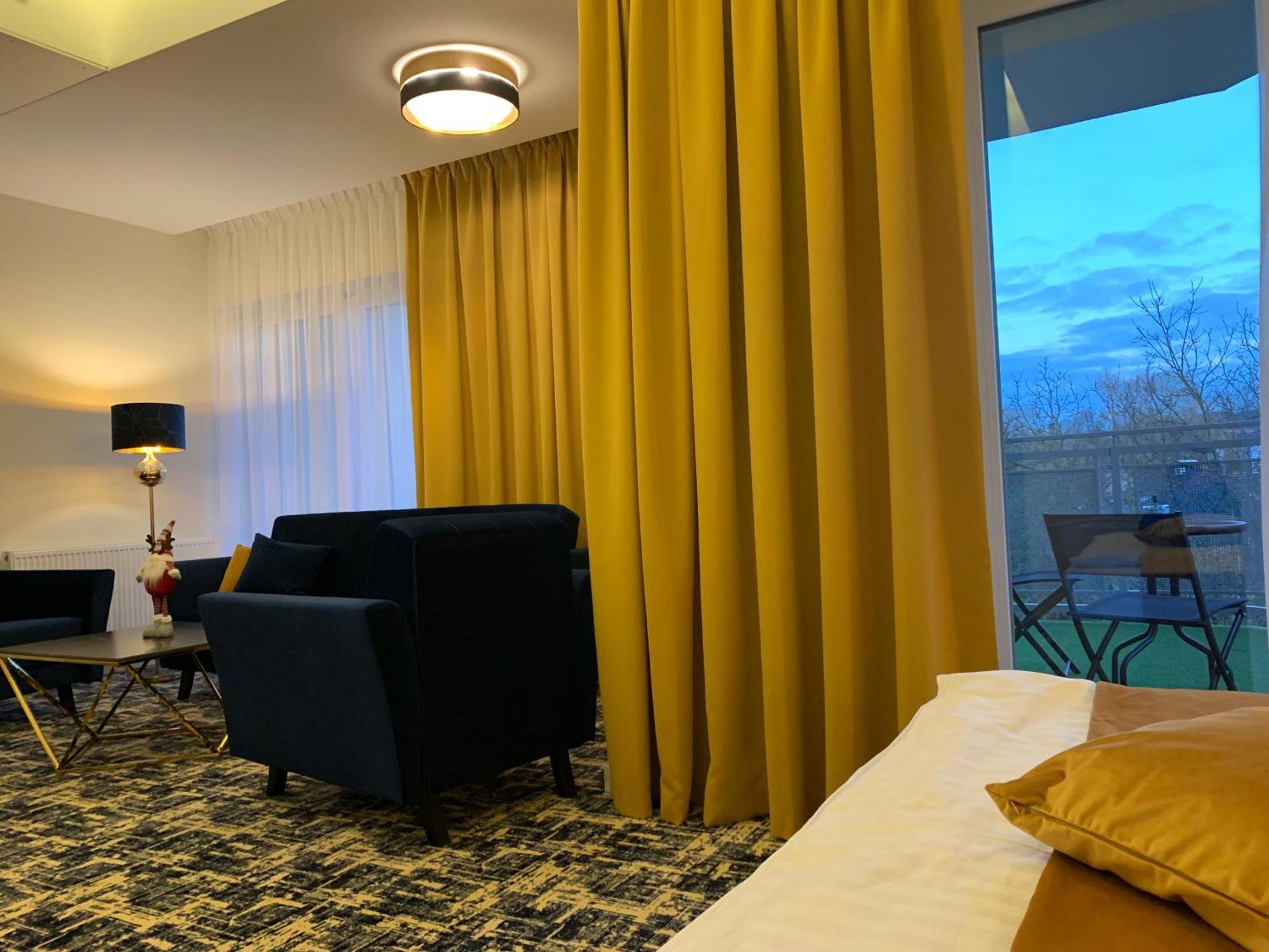 Piramida Apart otel Boleslawiec  Dış mekan fotoğraf